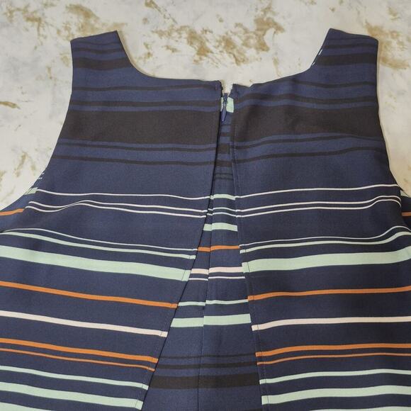 Ann Taylor Sleeveless Blouse Women Medium Tank Blue Striped Office Chic Business - Picture 3 of 7